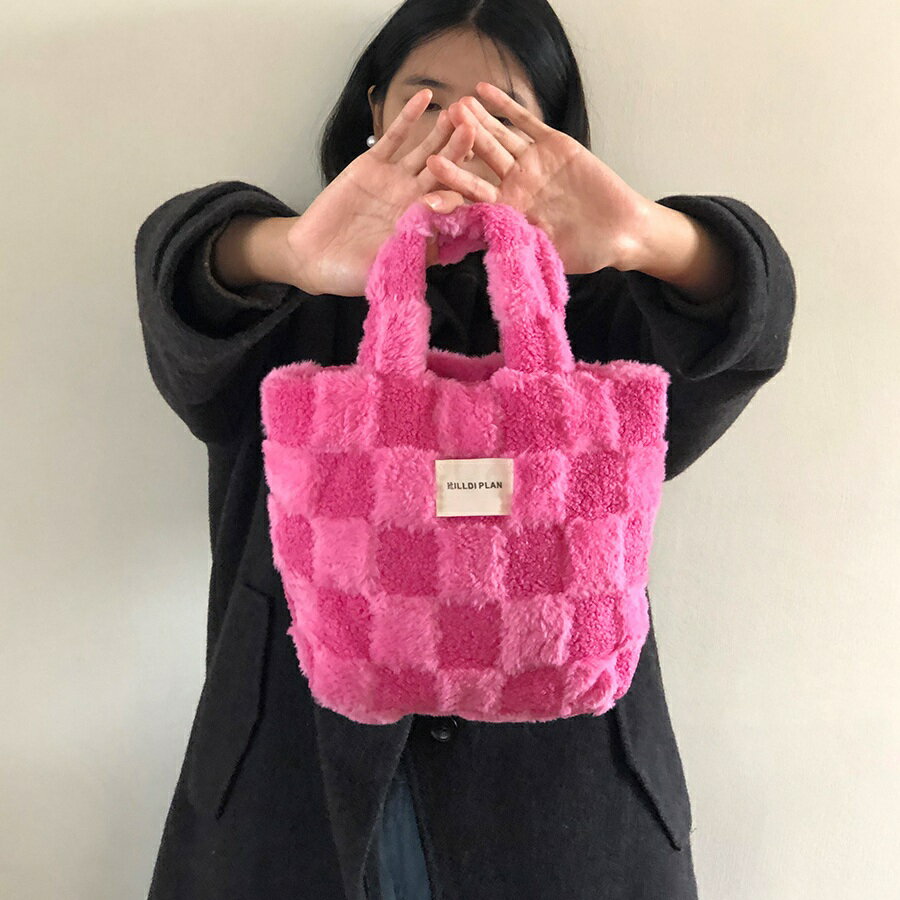 ミニトートバッグ　チェック柄　ファー (T)
