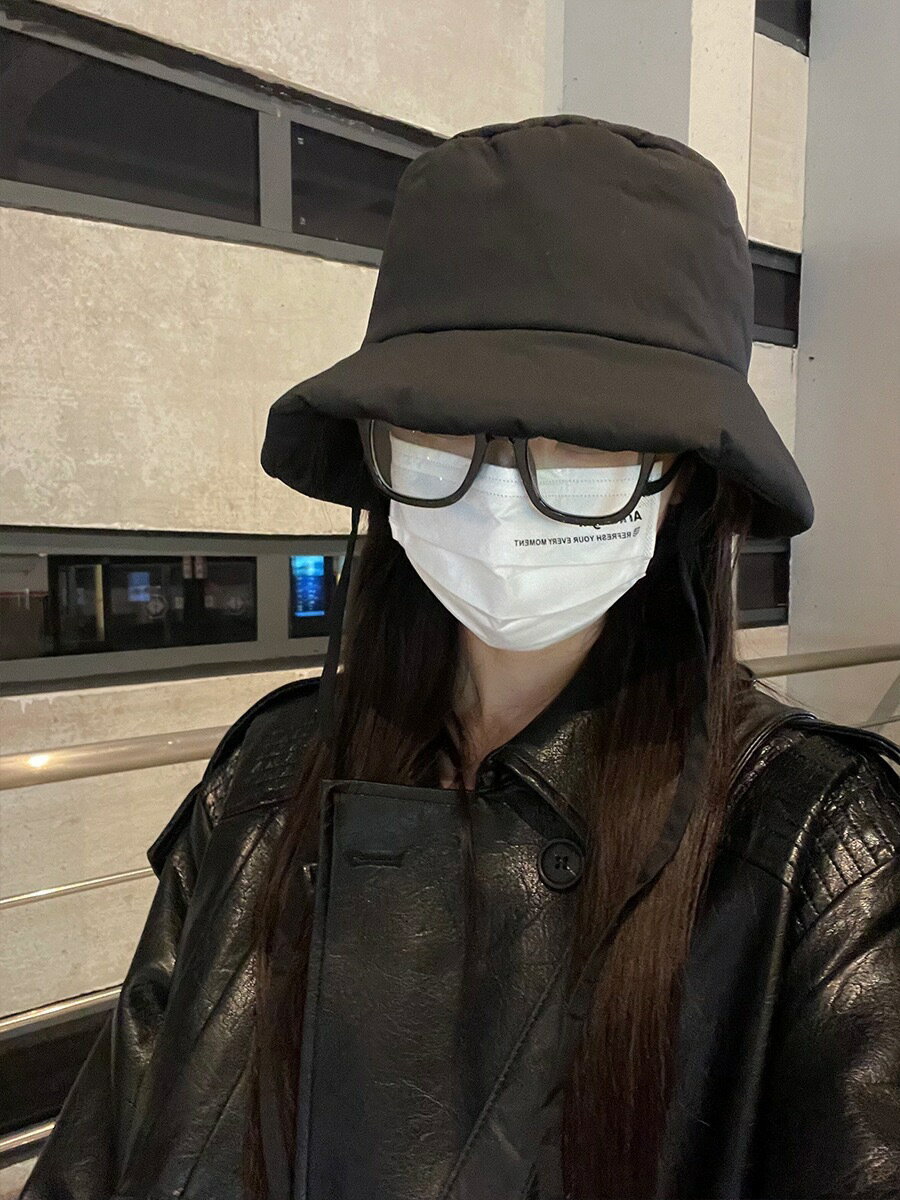 ダウン風バケットハット　リボン付き (T)
