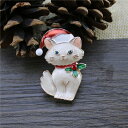 クリスマス猫ブローチ おしゃれ 可愛い 冬 Christmas かわいい 大人 レディース レッド グリーン クリスマスグッズ イベント パーティー クリスマスカラー (T)