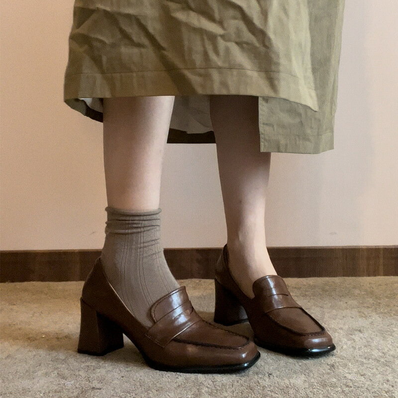 ローファー革靴 (T)