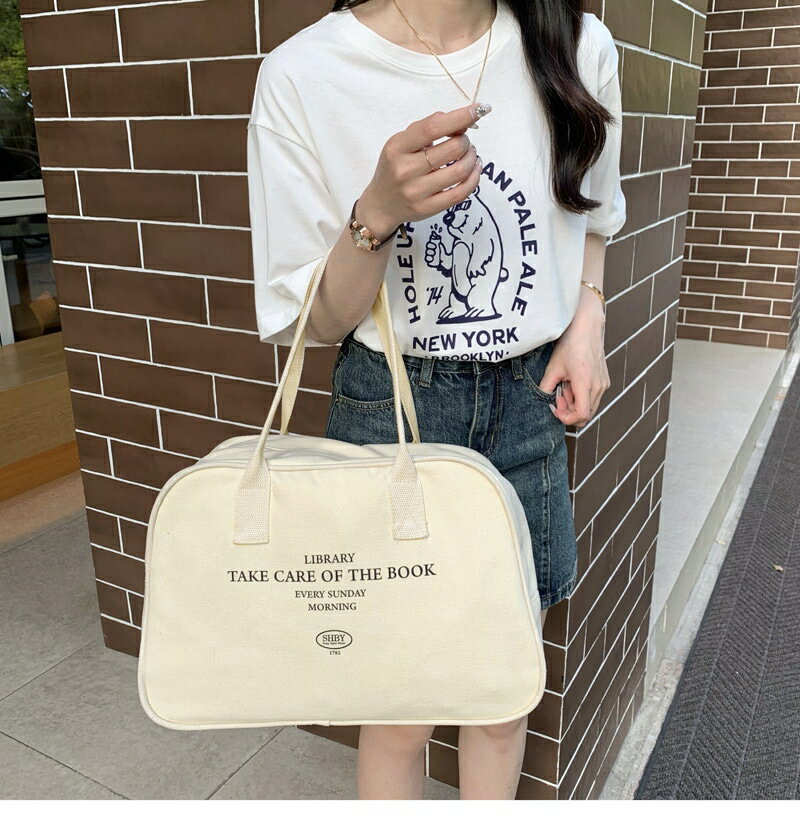 トートバッグ　帆布バッグ　スポーツバッグ (T)