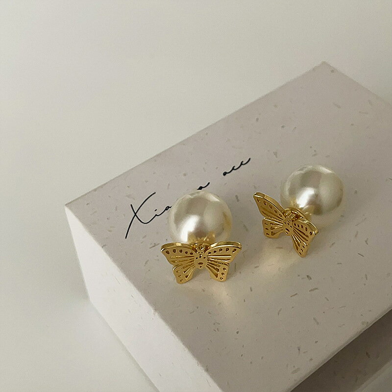 Opal - 金属風胡蝶デザインピアス (T)