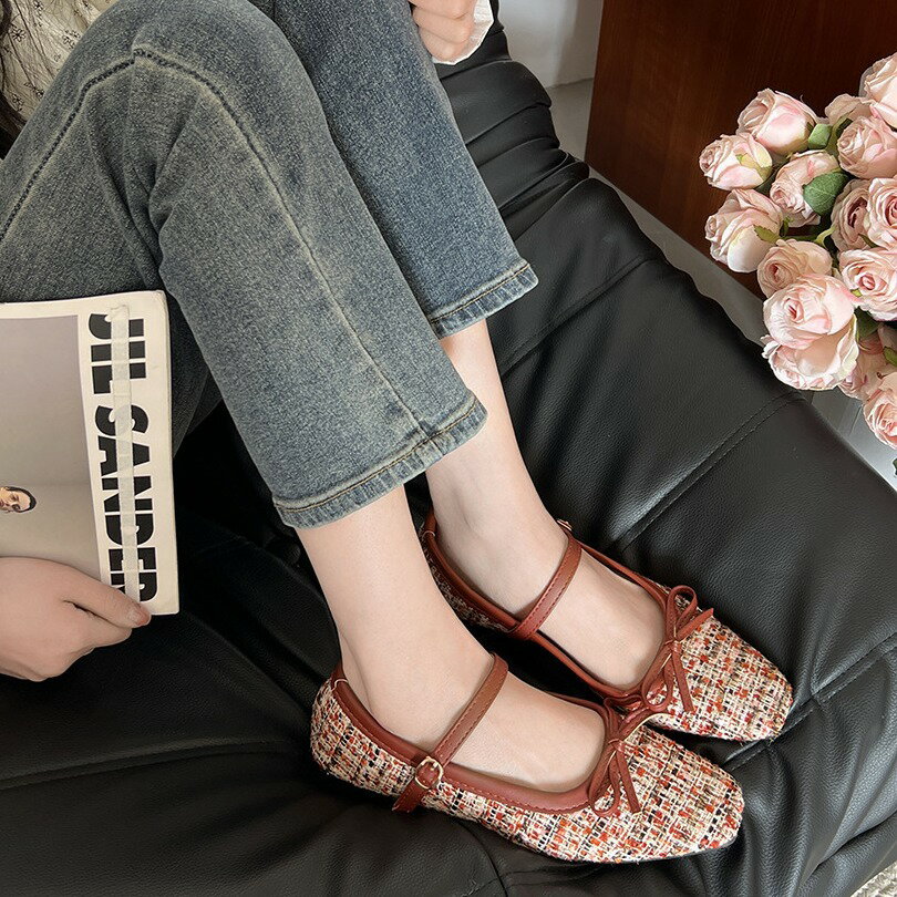 レディース レディース ファッション 上品　オシャレ　綺麗 パーカー S