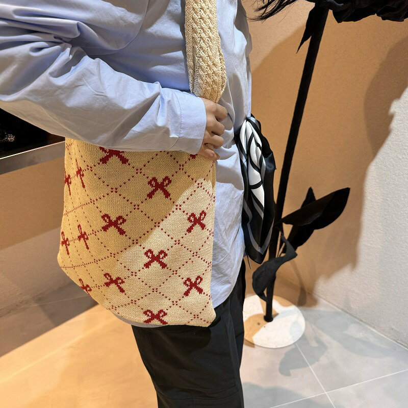 リボンニットバッグ　蝶結びトートバッグ (T)
