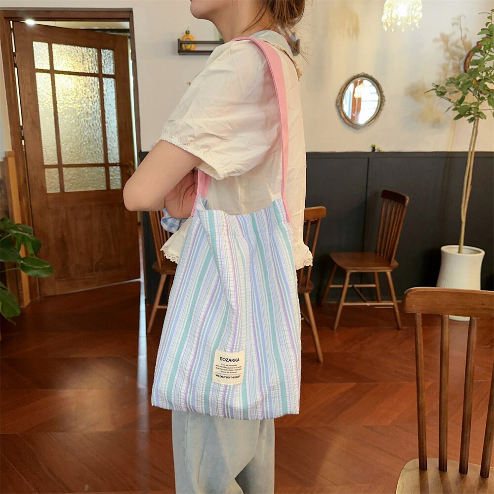 トートバッグ　エコバッグ　帆布バッグ　韓国ファッション　大容量　ストライプ柄 (T)