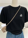 さくらんぼデザインTシャツ (T)