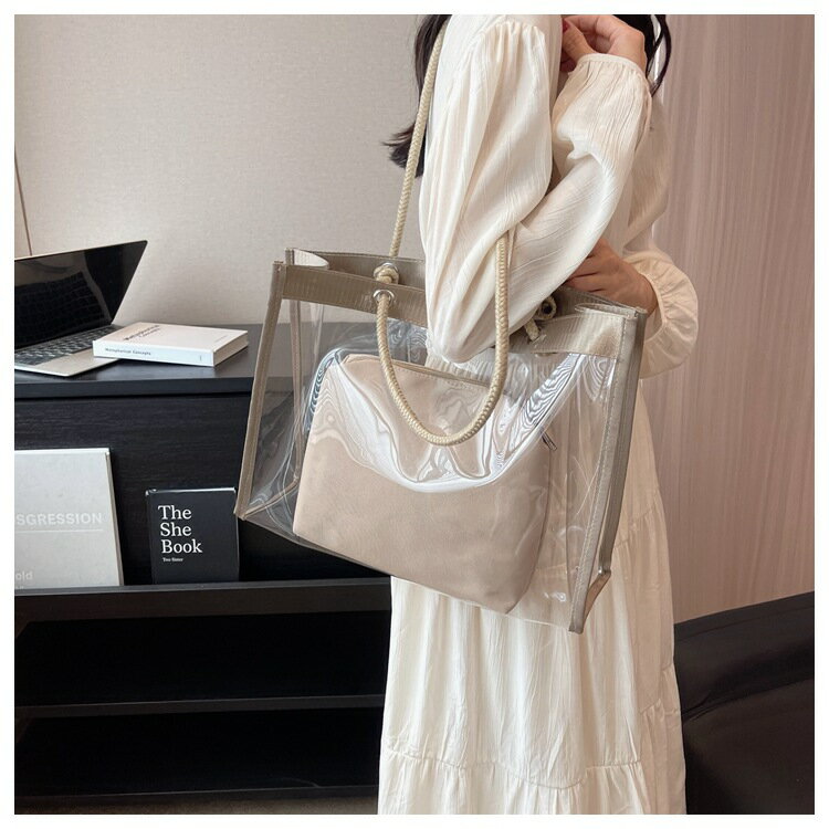 Rakuten - PVCトートバッグ　春夏　韓国ファッション　デザイン　ins　大容量 (T)
