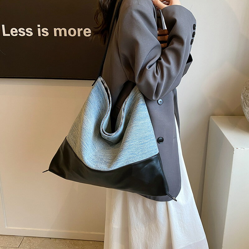 BTS ドール服　鍵付きボストンバッグ　ジン : BTS (防弾少年団) コア ファッションドール ジン JIN