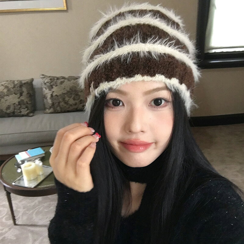 ニットキャップ　ビーニー　レディース (T)