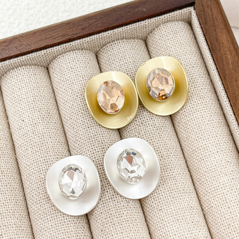 ピアス レディース 韓国ファッション デザイン 金属風 (T)