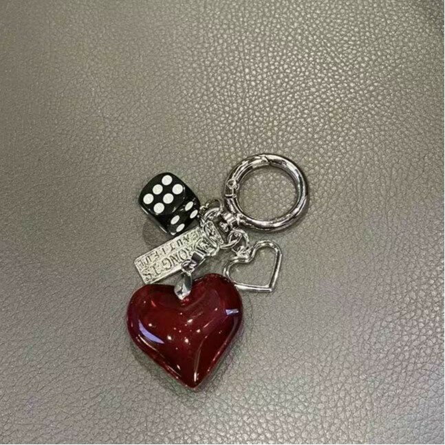 樂天商城 - バッグチャーム　キーホルダー　韓国ファッション　ハート (T)