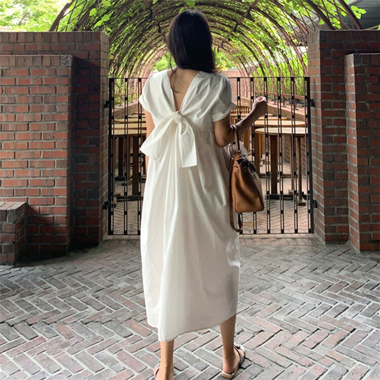 Tシャツワンピース 半袖 背中開き 大きいリボン 体型カバー 上品 きれいめ 大人可愛い 大人 大きいサイズ 白 ホワイト オーバーサイズ おしゃれ オシャレ かわいい 可愛い マタニティ 妊婦 お腹カバー お尻隠し ゆったり レディース 無地 小さいサイズ 20代 30代 XL S (T)