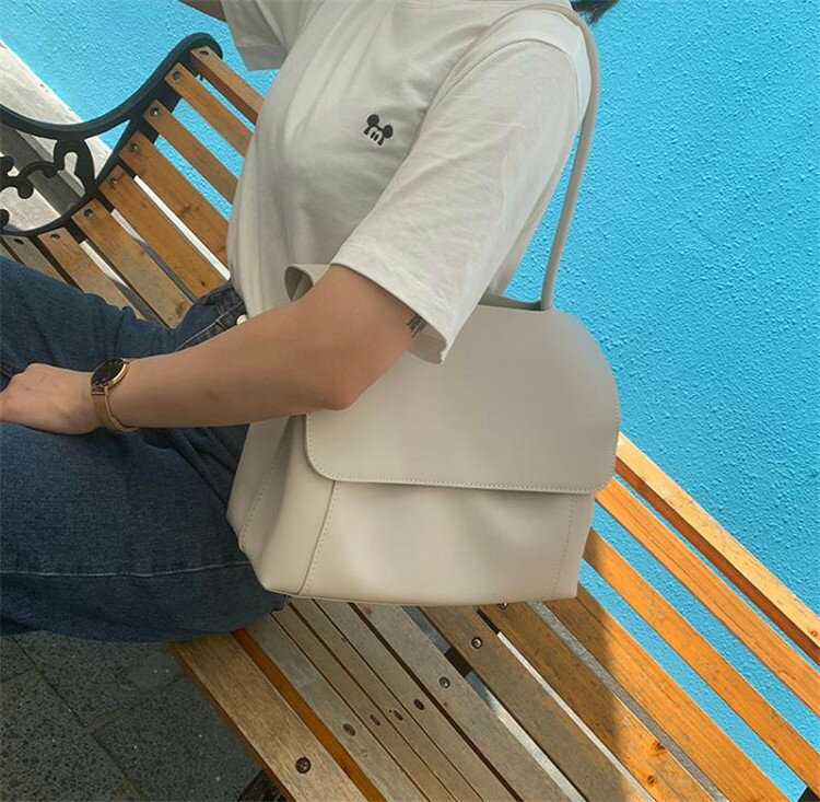スタイルアップ 韓国ファッション クロスボディバッグ ピローバッグ フリップ アンダーアームバッグ(T)