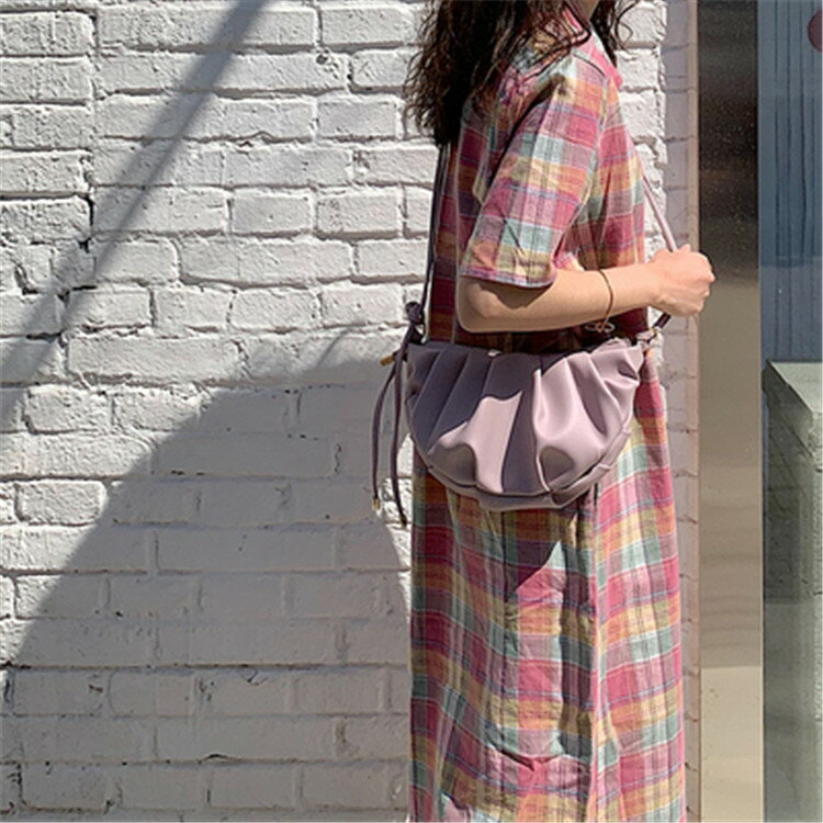 ショルダー プリーツ アンダーアームバッグ[K](T)