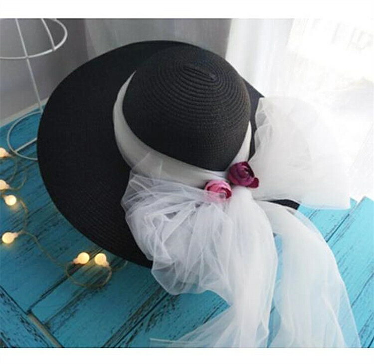 麦わら帽子 大きなつば帽子 日よけ 花 個性 海辺 リゾート 白いガーゼ 蝶結び[K](T)