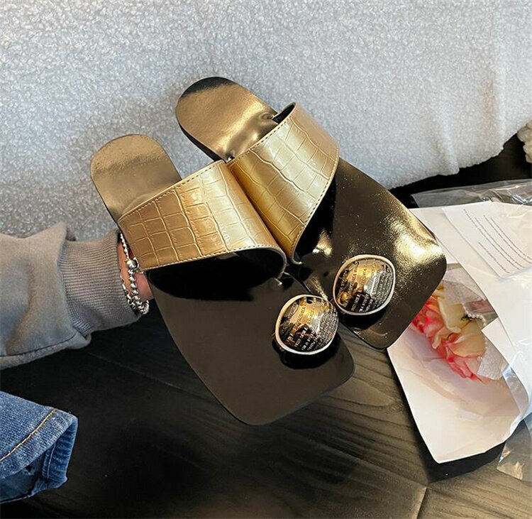 スリム フラット スクエアトゥ メタルトゥ スリッパ ビーチサンダル[K](T)