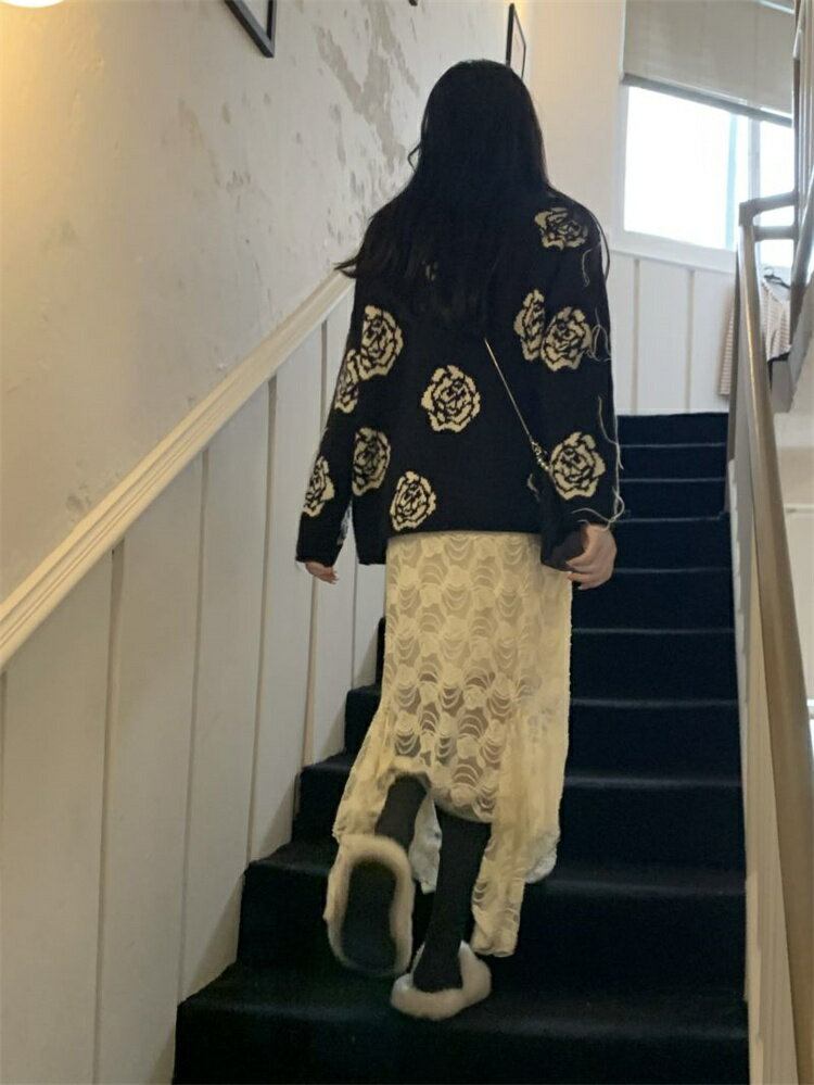 2点セット バラ セーター イレギュラー レース ロングスカート (T)