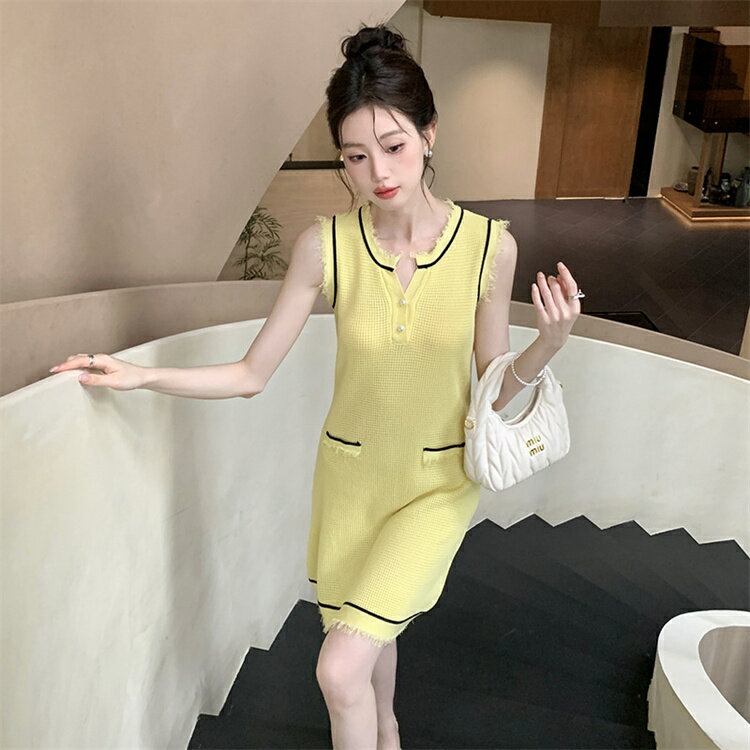 ラウンドネック ワンピース ミディアムスカート (T)