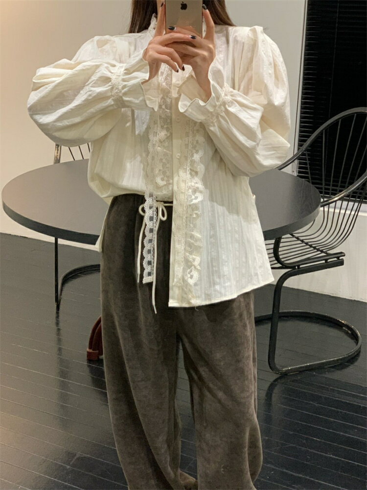 清純で人をうっとりさせる sweet系ブラウス (T)