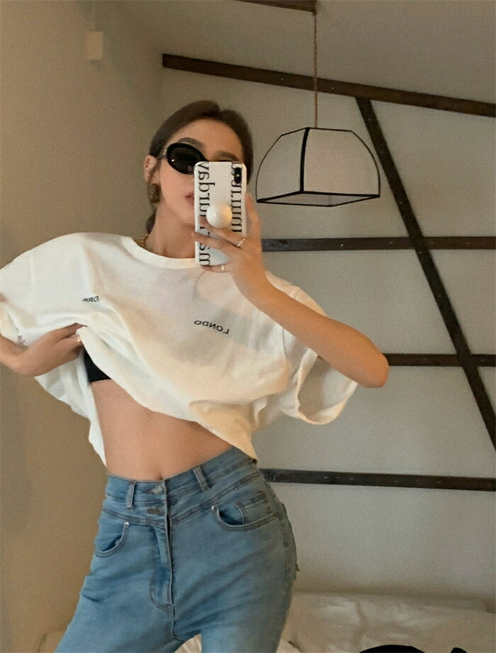 韓国ファッション デザイン性抜群 無地 ラウンドネック ゆったり Tシャツ[K](T)