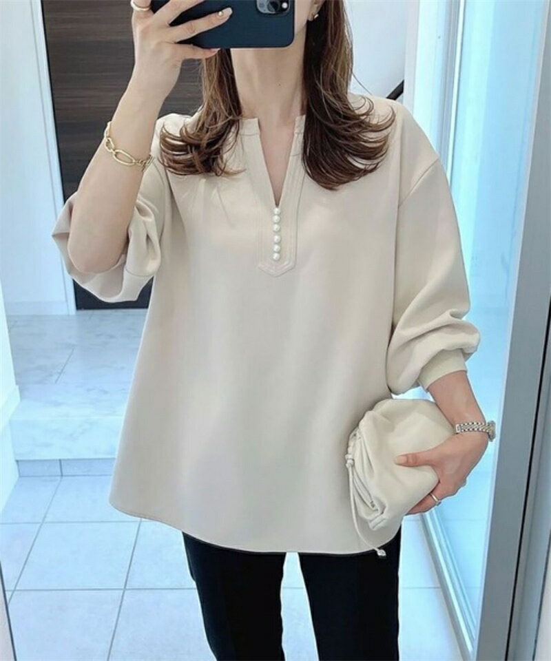 Vネックシャツ・ブラウス (T)