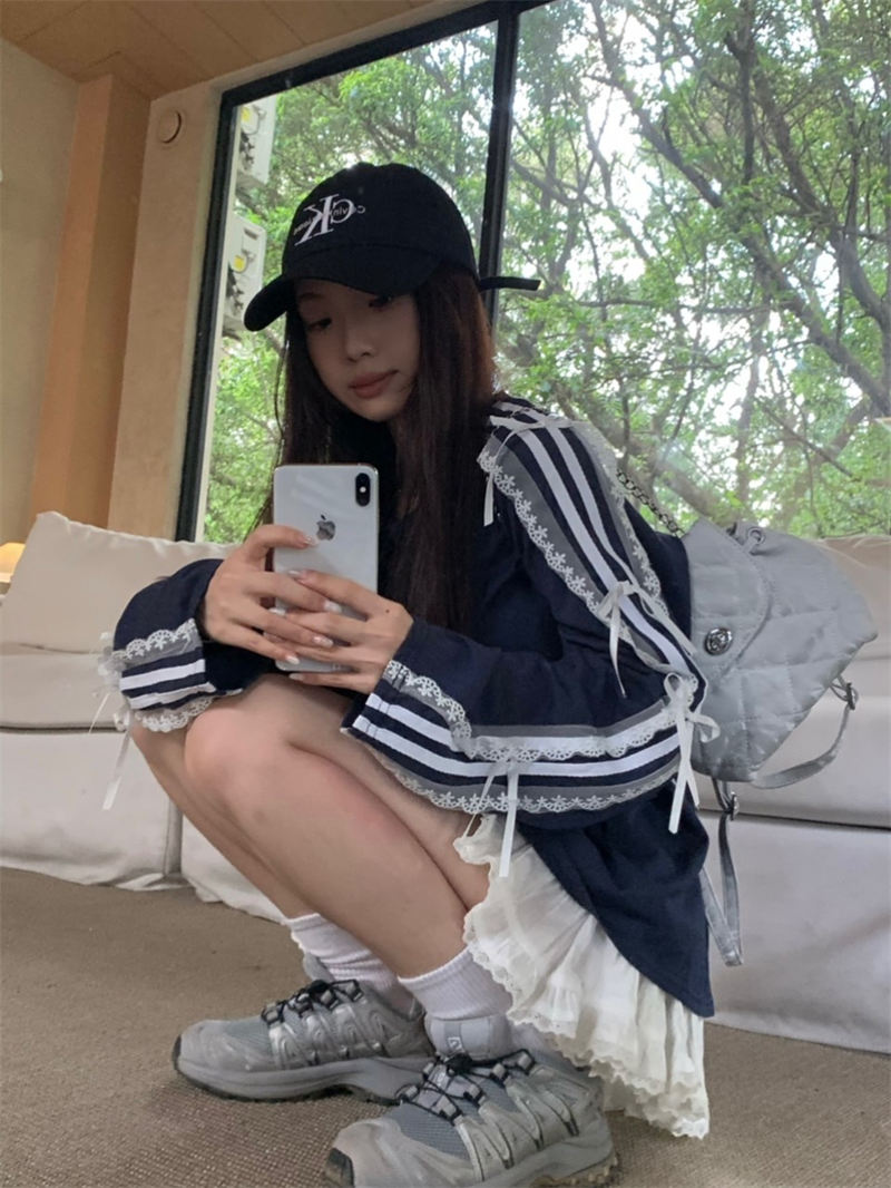 韓国系カジュアルTシャツ (T)
