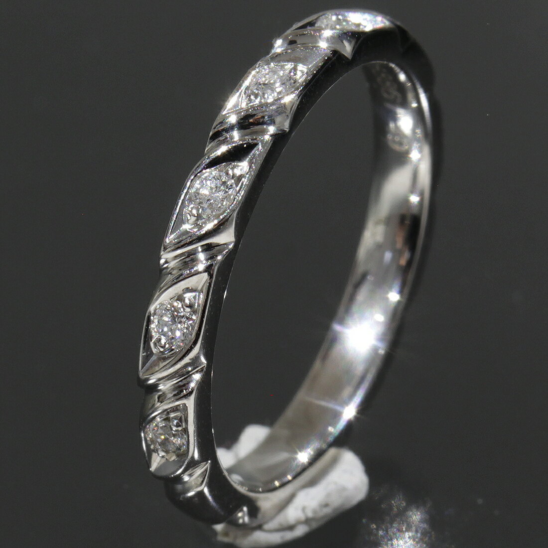 ショーメ トルサード ダイヤ 8P リング 8.5号 Pt950 箱ギャラ 指輪●3.7g 2.4mm幅 新品仕上済 CHAUMET 6270A【中古】のサムネイル