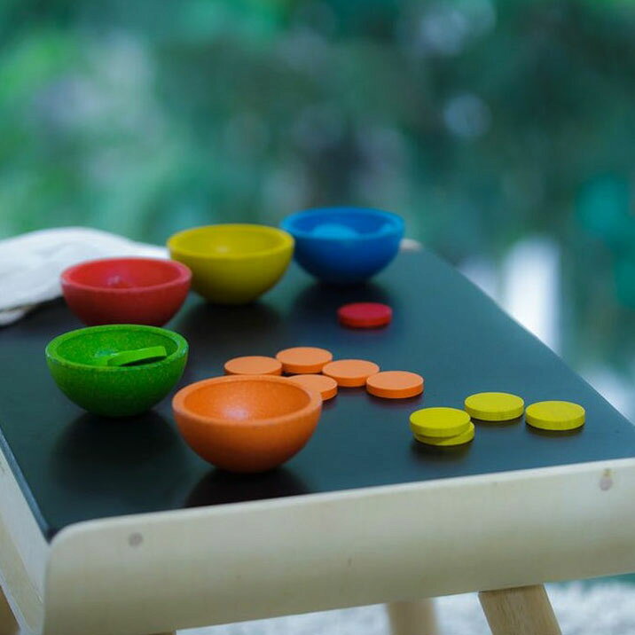 プラントイ 木のおもちゃ ソート&カウントカップ ゲーム 知育玩具 カラフル 数遊び...