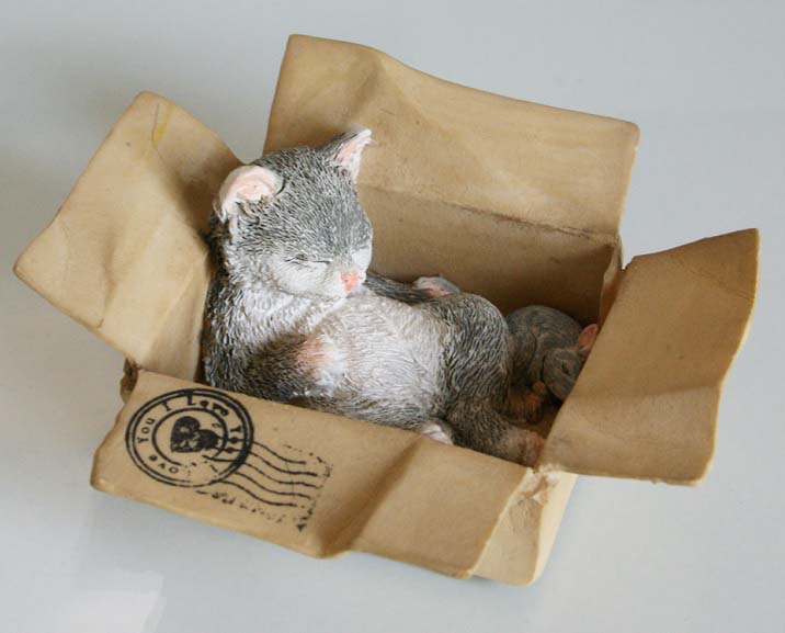 Rakuten - インテリアオブジェ 箱にゃんD 猫 雑貨 置物 かわいい