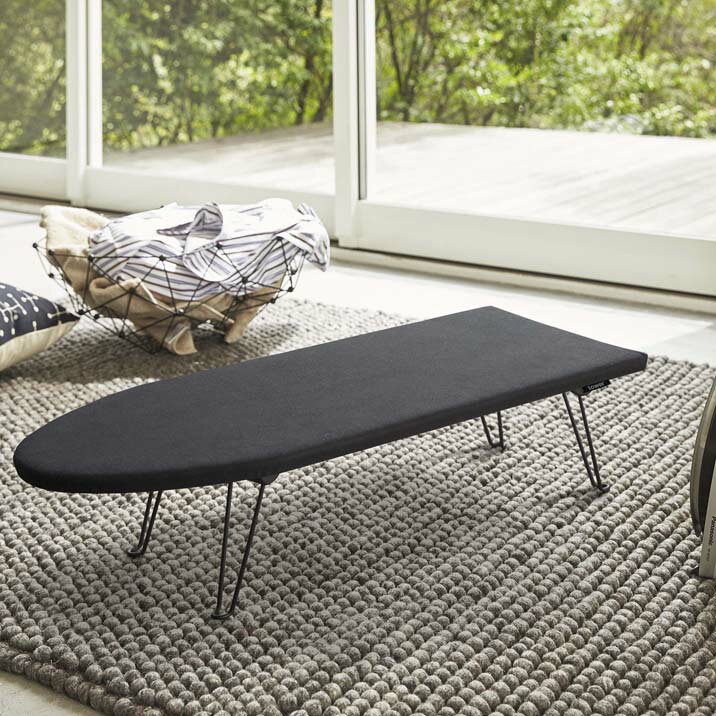 舟型アイロン台 タワー tower ブラック 船型アイロン台 アイロン台 スタイリッシュ モノトーン リビング雑貨