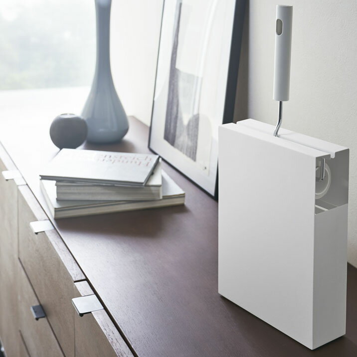 カーペットクリーナースタンド タワー tower ホワイト シンプル コロコロスタンド スペアテープ 粘着テープ リビング 収納