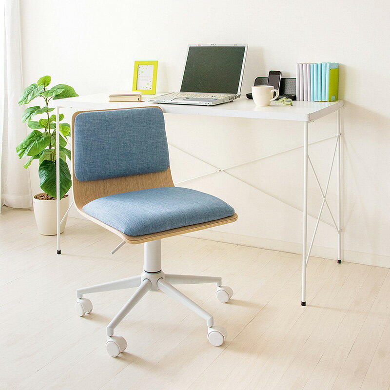 商品名| FM-WC ワークチェア オフィスチェア 1脚単品カラー| ナチュラル色×ブルー色材 料| 合成皮革 積層合板 スチール脚サイズ| 幅55×奥行き50×高さ72.5〜82.5 座面高:44〜54cm北欧 シンプル キャスター オフィス用にも 学習椅子 昇降式 デスクチェア