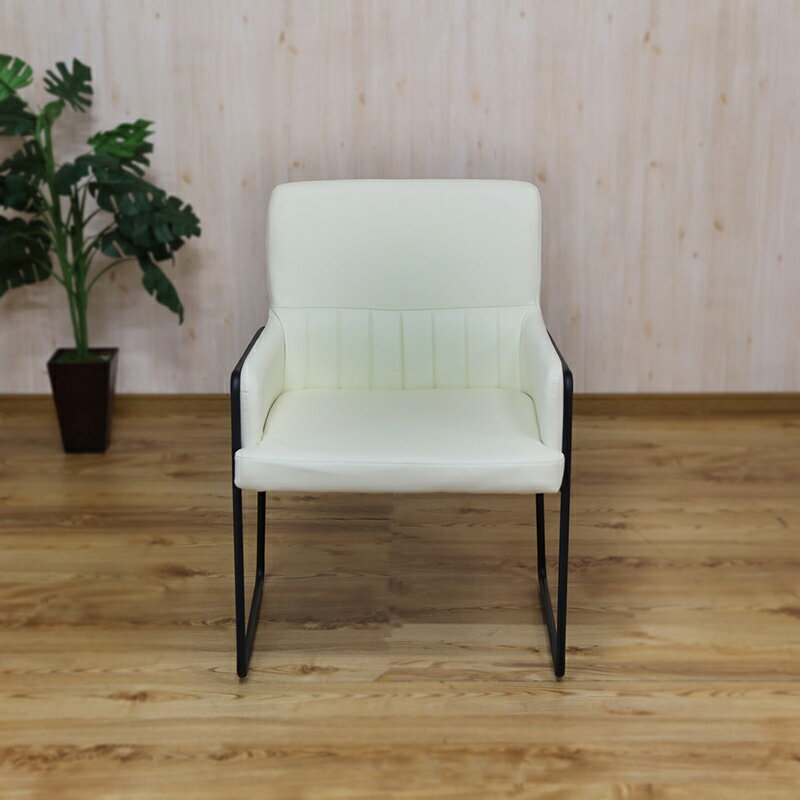 最大10,000円OFFクーポン【3脚セット】GBRZ-DC-WH ダイニングチェアカラー| ホワイト色/2色あります。材 料| 合成皮革、スチール脚サイズ| 幅59×奥行き65×高さ83cm 座面高:46cm北欧 カジュアル ミーティングチェア デスクチェア 店舗用にも