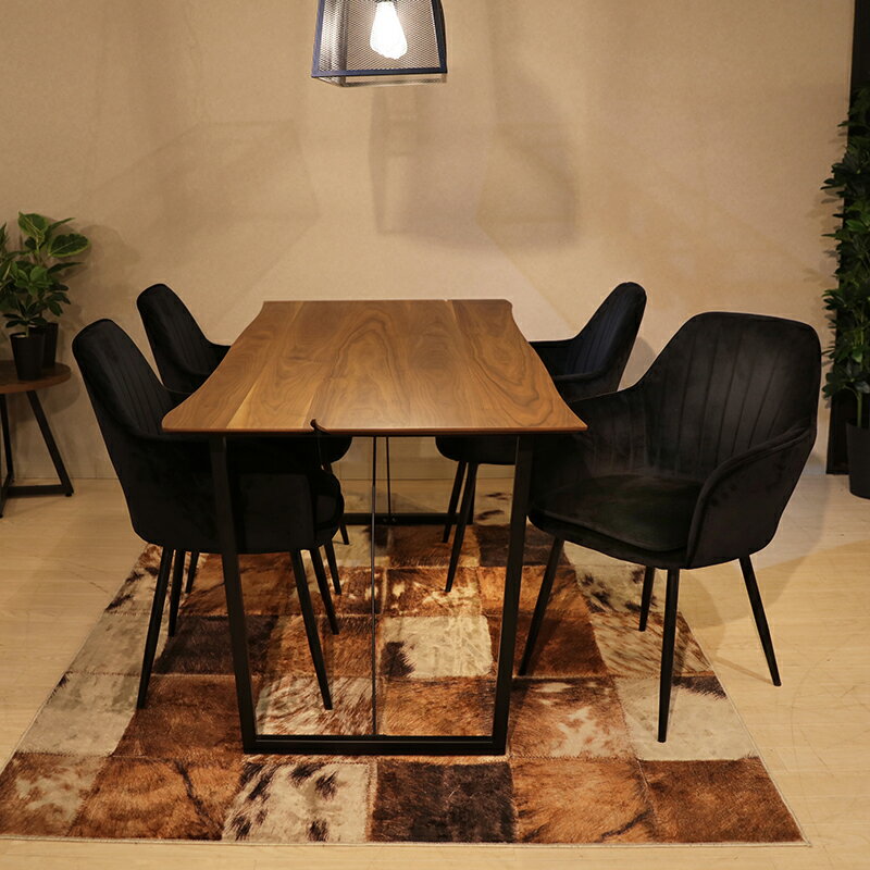 クーポン祭り開催中!商品名| PURPOSEダイニング5点セット/SOYチェア 張地:ブラック色カラー| ウォールナット/ブラウン:ウレタン塗装サイズ| テーブル幅 180cm【セット内容】テーブル1台 + チェア4脚 [2]