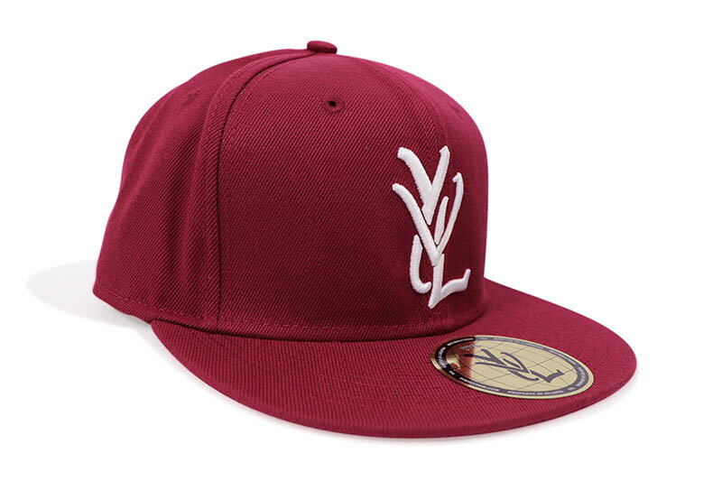 YVL CAP (WHITE ON MAROON)プレイボーイ カーティ/ヤング バンプ ライフ/フィッテッドキャップ/マルーン