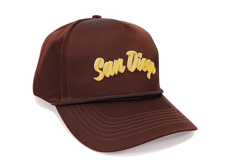 REFERENCE SAN DIEGO SOUVENIR HAT (BROWN SATIN)リファレンス/トラッカーキャップ/ブラック/メンズ/レディース/シンプル/男女兼用/サイズ調節/ブラウン