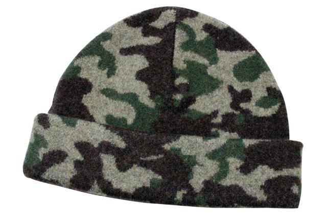 ★商品説明★ スタイル ニットキャップ 素材 78% WOOL 22% COTTON カラー CAMO サイズ ●One size fits all （フリーサイズ） 特徴 アメリカントラッドに英国調のスタイルを取り入れた”アメリカンブリティッシュ”やカントリー調を得意とし、 素材を重視した昔と変わらないクラシックなラインが人気。 トータルなラインナップでライフスタイル全般を提案するアメリカンカジュアルの代名詞的ブランド。