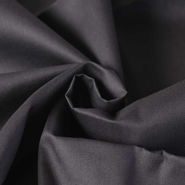 【1m以上/10cm単位】【生地幅：145cm】コットンポリエステルビエラ【カラー：黒】[無地][服地・生地・..