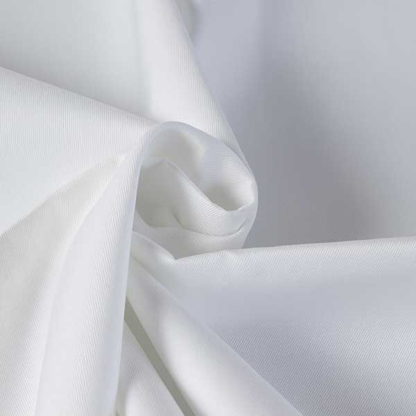 【1m：はぎれ】【生地幅：150cm】ポリエステルツイル帯電防止【カラー：白】[無地][服地・生地・布][ホワイト系][TNGP4103]【品番：m0466】