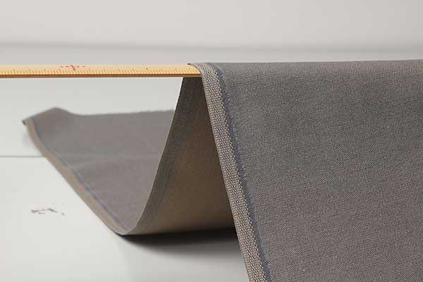 【1m以上/10cm単位】【生地幅：145cm】ウールポリエステルレーヨンドビーラチネ【カラー：グレー】[無地][服地・生地・布][グレー系][TNGP5033]【品番：mc0241】