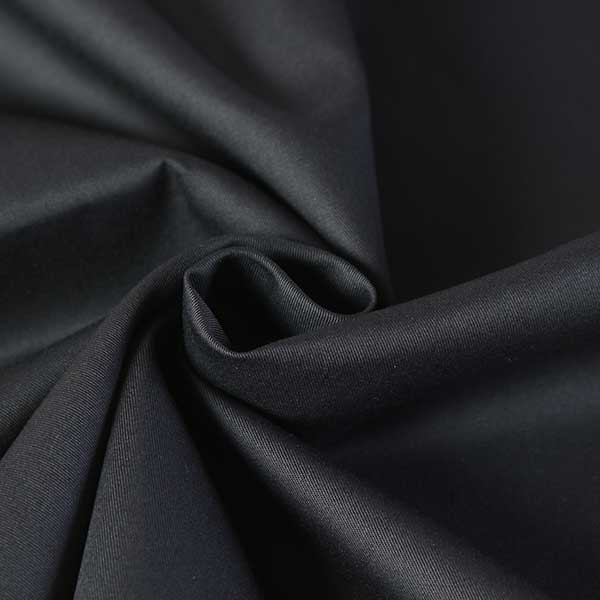 価格は3m分なので1m分お得な割引はぎれ★【生地幅：122cm】コットンボイルツイル【カラー：黒】[無地][..