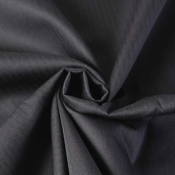 【1m以上/10cm単位】【生地幅：145cm】コットンドビーヘリンボン【カラー：黒】[プリント・ストライプ][服地・生地・布][ブラック系][TNGP4084]【品番：t0569】