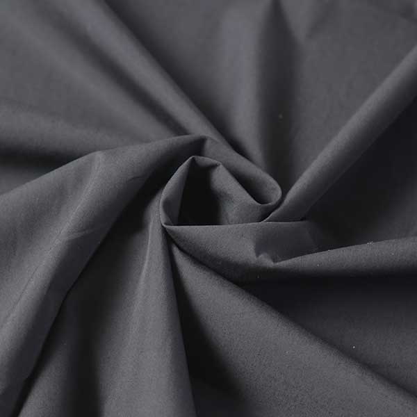 【4.2m：はぎれ】【生地幅：135cm】コットンナイロンタフタ【カラー：黒】[無地][服地・生地・布][ブラ..