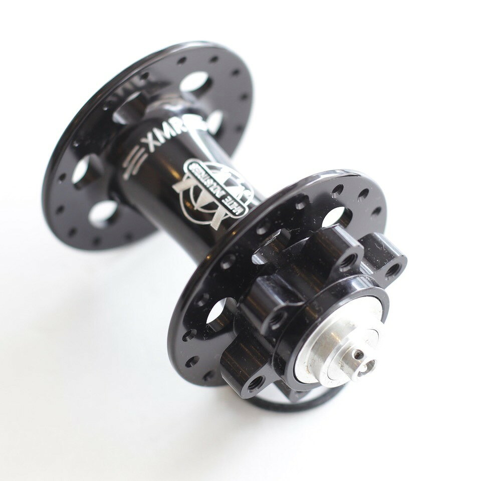 WHITE INDUSTRIES フロントハブ XMR QR [ブラック] ISO Disc Front Hub ホワイトイ...
