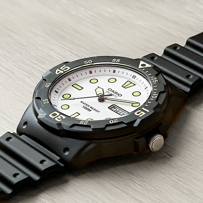 【10年保証】CASIO カシオ スポーツ メンズ MRW-200H-7E 腕時計 キッズ 子供 男の子 チープカシオ チプカシ アナログ 日付 防水 ブラック 黒 ホワイト 白格安通販　バレンタイン　人気　ランキング