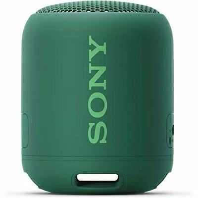 商品情報防水・防塵対応(IP67対応)。お風呂、キッチンだけでなくアウトドアでも使えるワイヤレススピーカー存在感のある低音を実現する「パッシブラジエーター」を本体底面に配置φ約46mm口径のフルレンジスピーカーを搭載。開口部を広くとり中高音域をよりクリアに再生お風呂などでスマホが近くになくても、スピーカー本体の操作ボタンで再生、曲送りなどが可能4.5時間の充電で最長16時間再生できるバッテリーを内蔵本体背面にアナログ入力端子を搭載新しくなった付属ストラップ2台つなげて、ステレオでも楽しめるSpeaker Add機能