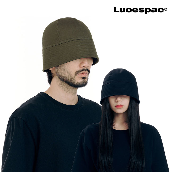 ルオエスパック バケットハット LUOESPAC 正規販売店 OVERFIT SAILER BUCKET HAT オーバーフィット セーラー バケット ハット KHAKI カーキ BLACK ブラック LP0159 ACC 合わせやすいデザインと着用感の良さを追求する帽子専門ブランド、LUOESPAC（ルオエスパック）。 コットン素材で作られた、ベーシックなスタイルの「OVERFIT SAILER BUCKET HAT」が登場。 素材 : コットン100％ ※お客様のご覧になられますパソコン機器及びモニタの設定及び出力環境、 また撮影時の照明等で、実際の商品素材の色と相違する場合もありますのでご了承下さい。商品紹介 ルオエスパック バケットハット LUOESPAC 正規販売店 OVERFIT SAILER BUCKET HAT オーバーフィット セーラー バケット ハット KHAKI カーキ BLACK ブラック LP0159 ACC 合わせやすいデザインと着用感の良さを追求する帽子専門ブランド、LUOESPAC（ルオエスパック）。 コットン素材で作られた、ベーシックなスタイルの「OVERFIT SAILER BUCKET HAT」が登場。 素材 : コットン100％ ※お客様のご覧になられますパソコン機器及びモニタの設定及び出力環境、 また撮影時の照明等で、実際の商品素材の色と相違する場合もありますのでご了承下さい。 商品仕様 商品名 ルオエスパック バケットハット LUOESPAC 正規販売店 OVERFIT SAILER BUCKET HAT オーバーフィット セーラー バケット ハット KHAKI カーキ BLACK ブラック LP0159 ACC ブランド LUOESPAC カラー KHAKI/BLACK 素材 コットン100％ ※ご注意（ご購入の前に必ずご一読下さい。） ※ ・当ショップは、メーカー等の海外倉庫と共通在庫での販売を行なっており、お取り寄せに約7-14営業日（土日祝日を除く）お時間を頂く商品がございます。 そのためご購入後、ご指定頂きましたお日にちに間に合わせることができない場合もございます。 ・また、WEB上で「在庫あり」となっている商品につきましても、複数店舗で在庫を共有しているため「欠品」となってしまう場合がございます。 在庫切れ・発送遅れの場合、迅速にご連絡、返金手続きをさせて頂きます。 ご連絡はメールにて行っておりますので、予めご了承下さいませ。 当ショップからのメール受信確認をお願い致します。 （本サイトからメールが送信されます。ドメイン指定受信設定の際はご注意下さいませ。） ・北海道、沖縄県へのお届けにつきましては、送料無料対象商品の場合も 追加送料500円が必要となります。 ・まれに靴箱にダメージや走り書きなどがあることもございます。 多くの商品が海外輸入商品となるため日本販売のタグ等がついていない商品もございますが、全て正規品となっておりますのでご安心ください。 ・検品は十分に行っておりますが、万が一商品にダメージ等を発見しましたらすぐに当店までご連絡下さい。 （ご使用後の交換・返品等には、基本的に応じることが出来ませんのでご注意下さいませ。） また、こちらの商品はお取り寄せのためクレーム・返品には応じることが出来ませんので、こだわりのある方は事前にお問い合わせ下さい。 誠実、また迅速に対応させて頂きます。