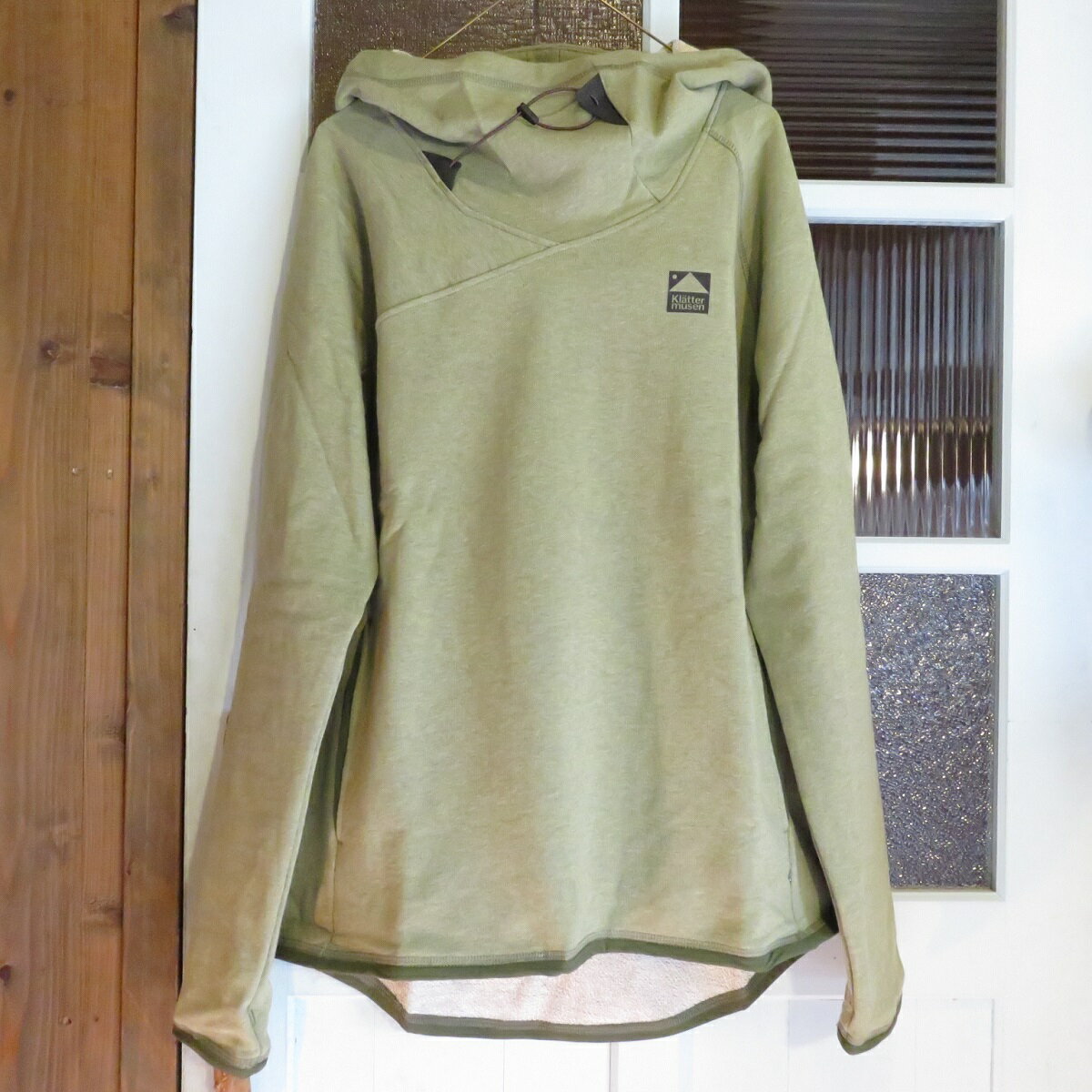 KLATTERMUSEN(クレッタルムーセン) Falen Hoodie W's SageGreenMelage Mサイズ 【プルオーバーパーカ】【正規輸入品】【レディース】