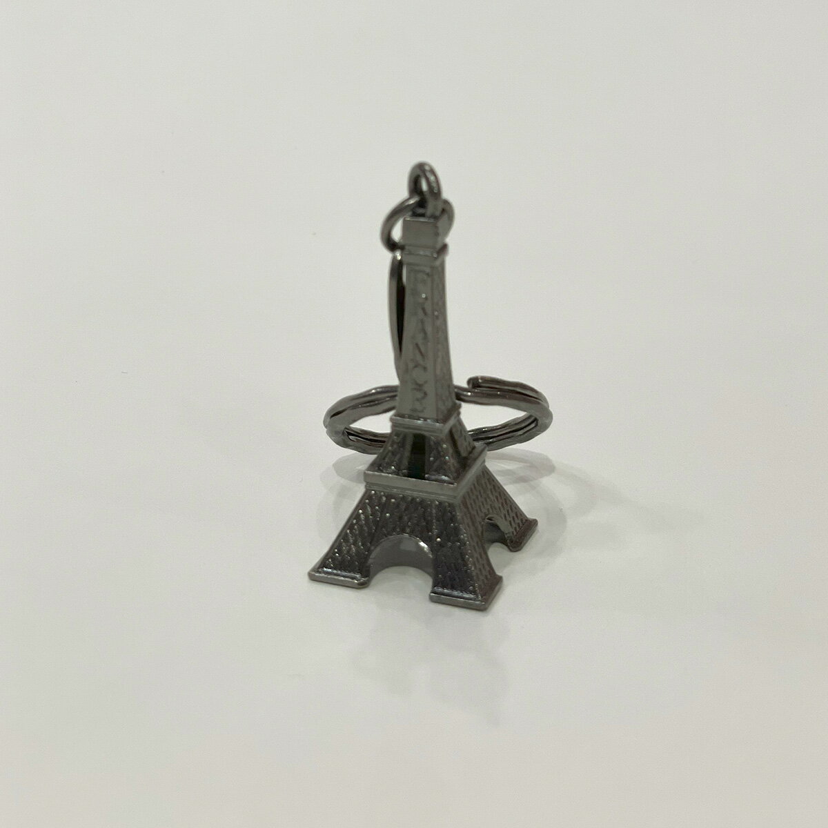 樂天商城 - （数量限定パリ・エッフェル塔デザイン） キーホルダー　エッフェル塔　ゴールド