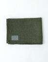 他の厚地カラーはこちらから！fog linen work KITCHEN CLOTH fogのベストセラーアイテム、リネンのキッチンクロス。吸水性は抜群で、お皿や手の水分をしっかりと吸ってくれます。 使い方のおすすめはいろいろ。キッチンクロスとしてだけでなく、葉野菜の水分をとったり、バスケットにかけて使ったり、洗った食器の下に敷いて水切りにしても。真ん中あたりにテープのフックがついているので、使い終わったら吊るしておけば、あっという間に乾いてしまうのも魅力です。&nbsp; リネンははじめはパリッとハリのある感触ですが、数回洗うと柔らかく、そして洗いこむうちにくたっとした風合いに変化します。 色柄が豊富にあるので、いくつかセットにしてお料理好きな方へのプレゼントにしたり、ちょっとしたギフトにも最適です。 [普通地]の生地は、キッチンクロスの中で一番色柄が豊富で、ベーシックなライン。 リネンは天然素材の中でも特に丈夫な生地で、繊維の中が中空になっていて水分を吸湿・発散しやすいため、吸水性に優れ、乾きが早いのが特徴です。 また繊維の中に雑菌をためにくく、清潔にお使い頂けます。 1度使ったら手放せなくなること間違いなし。ぜひお試しくださいね。 [厚地]の生地は、太めの麻糸でざっくりと織られていて、しっかりと厚みがあります。業務用や、たくさん拭くはこちらがおすすめ。 リネンは天然素材の中でも特に丈夫な生地で、繊維の中が中空になっていて水分を吸湿・発散しやすいため、吸水性に優れ、乾きが早いのが特徴です。 また繊維の中に雑菌をためにくく、清潔にお使い頂けます。 1度使ったら手放せなくなること間違いなし。ぜひお試しくださいね。 ※商品画像は、光の当たり具合やパソコンなどの閲覧環境により、実際の色味と異なって見える場合がございます。 ※生地が濃色の場合は、濡れたお皿を拭いた際にお皿に残るけばが目立ちやすくなっています。お使い頂くにつれ、けばはだんだんと減ってきます。 大きさは程良い45×65cm。真ん中あたりにテープのフックがついているので、使い終わったら吊るしていただければ、あっという間に乾いてしまいます。 使い方のおすすめはいろいろ。キッチンクロスとしてだけでなく、半分に折ってランチョンマットとして使ったり、葉野菜の水分をとったりするのに最適です。made in Lithuania